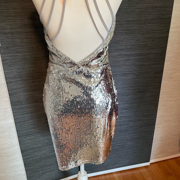 LuLu’s Silver Sequin Dress - Picture 5 of 8